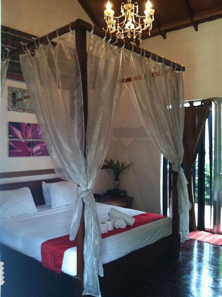 Bed and Breakfast The Lotus Garden à Puerto Princesa Extérieur photo